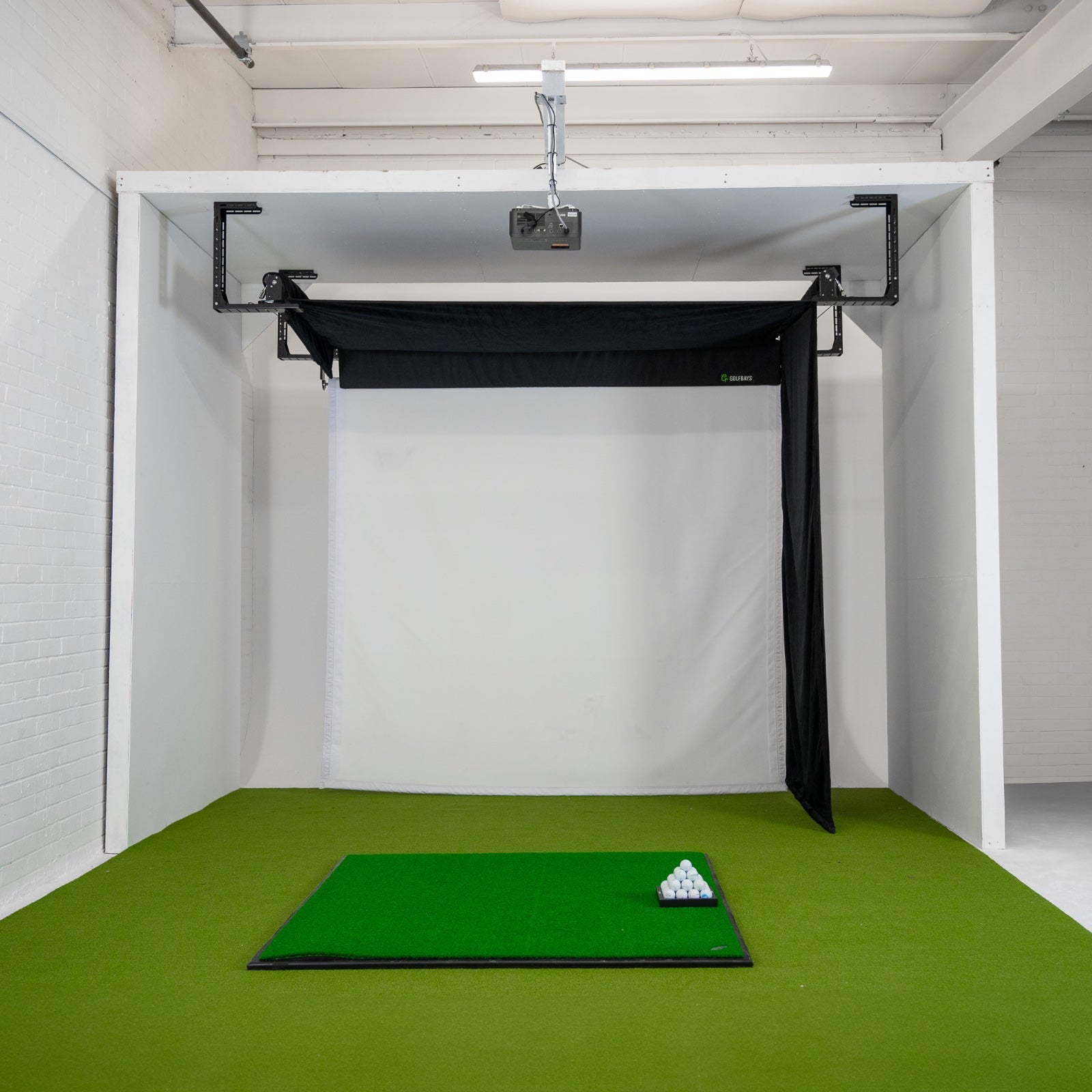 Golfbays Retractable Simbox Golf Simulator Enclosure - W 2.6m x H 3m x D 1.2m
